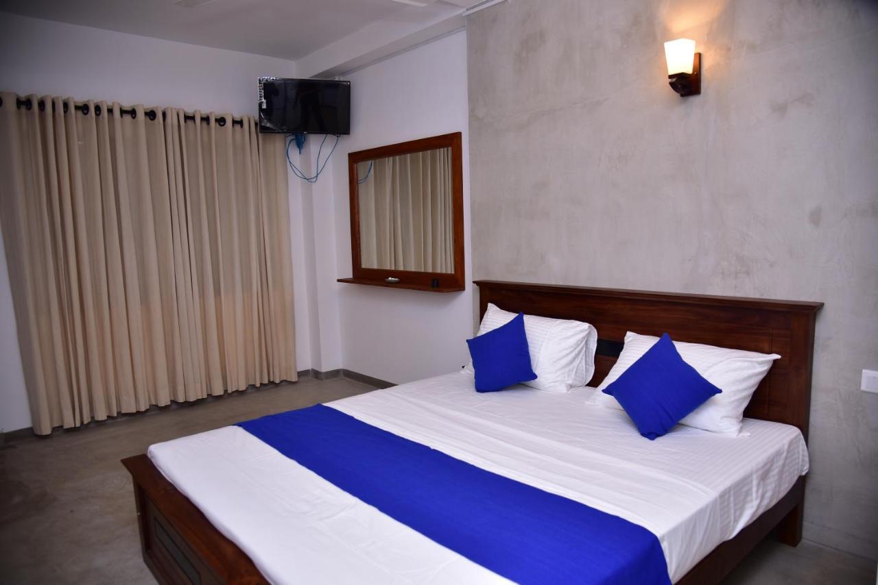 Lily Holiday Apartments Hikkaduwa Exterior foto